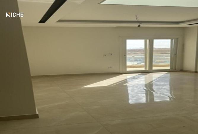 8081244 - Property Main Image