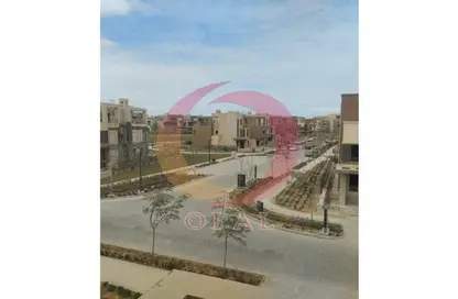 Townhouse - 5 Bedrooms - 4 Bathrooms for sale in New Giza - Cairo Alexandria Desert Road - 6 October City - Giza