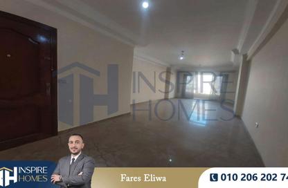 Apartment - 3 Bedrooms - 3 Bathrooms for sale in Laurent - Hay Sharq - Alexandria