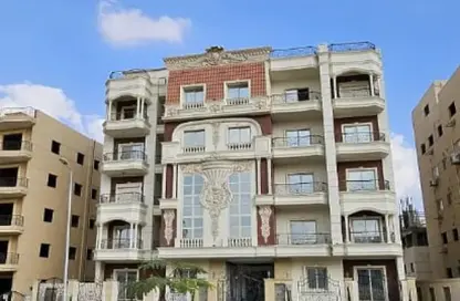 Apartment - 3 Bedrooms - 2 Bathrooms for sale in North Lotus - El Lotus - New Cairo City - Cairo