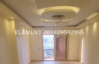 شقة - 3 غرف نوم - 2 حمامات للبيع في حدائق المهندسين - الحي الرابع - الشيخ زايد - الجيزة