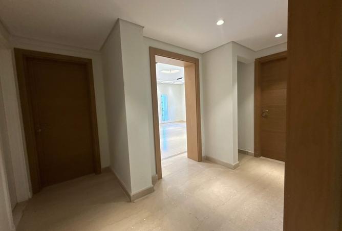 8233669 - Property Image 3