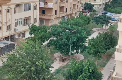 شقة - 3 غرف نوم - 2 حمامات للبيع في طريق الشروق - المجاورة الاولي - الحي الثامن - مدينة الشروق - القاهرة