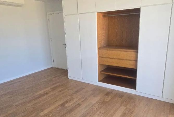 8266296 - Property Image 2