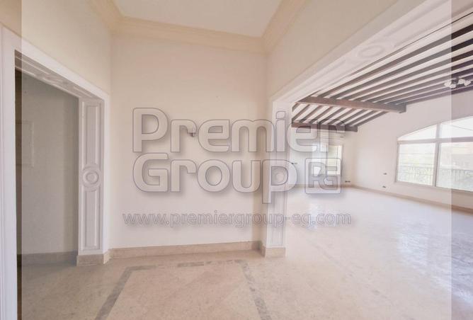 8042430 - Property Image 2