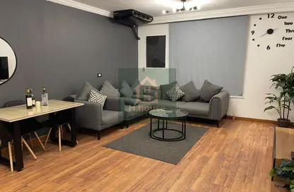 Apartment - 2 Bedrooms - 1 Bathroom for rent in El Rehab Extension - Al Rehab - New Cairo City - Cairo