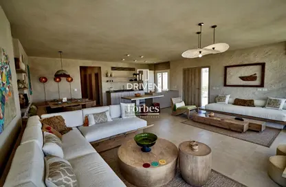 Villa - 3 Bedrooms - 3 Bathrooms for sale in Beit Al Bahr - Sidi Heneish - North Coast