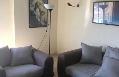 شقة - 2 غرف نوم - 2 حمامات للبيع في ذا فيلدج - المستثمرين الجنوبية - مدينة القاهرة الجديدة - القاهرة