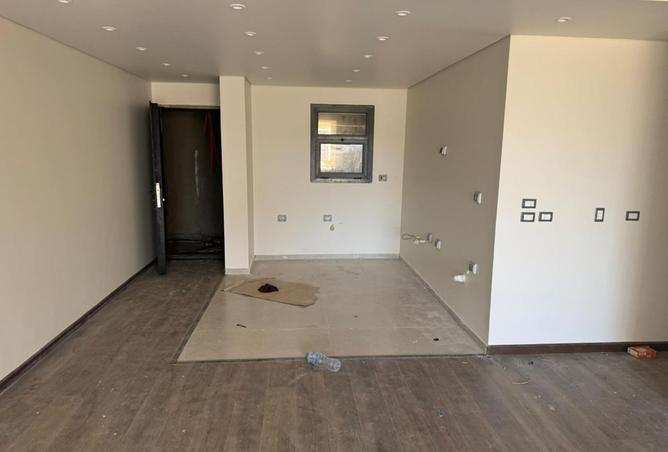 8318505 - Property Image 2