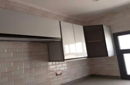 Apartment - 3 Bedrooms - 2 Bathrooms for sale in Mostashareen - North Investors Area - New Cairo City - Cairo