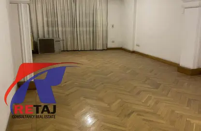 Apartment - 2 Bedrooms - 1 Bathroom for sale in Gamal Eldin Kassem St. - 8th Zone - Nasr City - Cairo