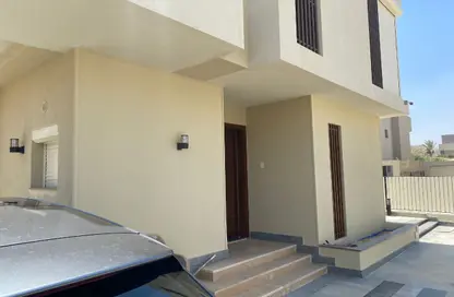 Villa - 4 Bedrooms - 4 Bathrooms for sale in Sodic East - 6th District - New Heliopolis - Cairo