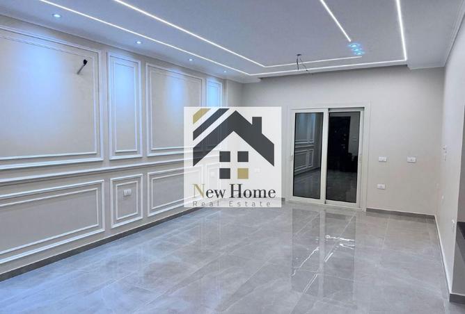 8123462 - Property Image 2