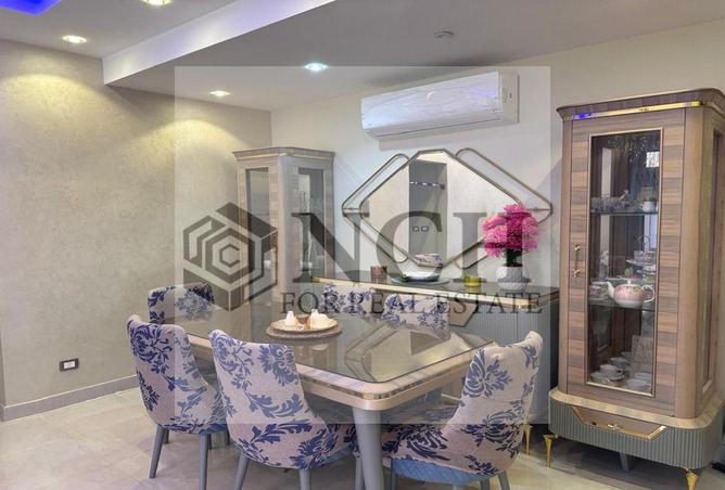 8027057 - Property Image 3