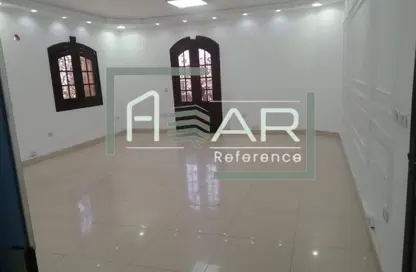 دوبلكس - 5 غرف نوم - 4 حمامات للبيع في شارع عمر بن عبد العزيز - الحي الاول - التجمع الخامس - مدينة القاهرة الجديدة - القاهرة