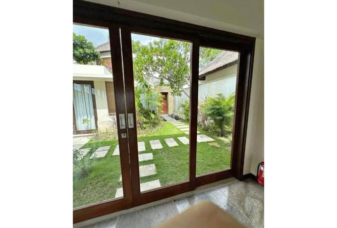 8076819 - Property Image 2