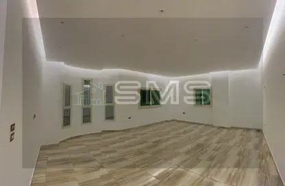 Office Space - Studio - 2 Bathrooms for rent in Badr Khan Ali St. - Al Narges 1 - Al Narges - New Cairo City - Cairo