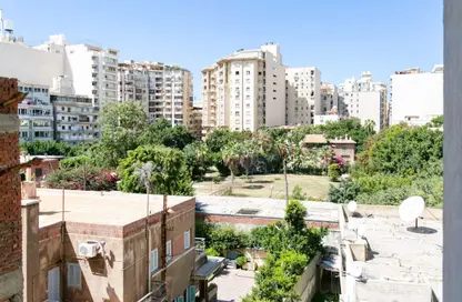 شقة - 3 غرف نوم - 3 حمامات للبيع في شارع السيدة سكينة إبنت الحسين - كفر عبده - رشدي - حي شرق - الاسكندرية