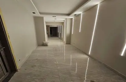 Villa - 5 Bedrooms - 5 Bathrooms for sale in V Levels - Sheikh Zayed Compounds - Sheikh Zayed City - Giza