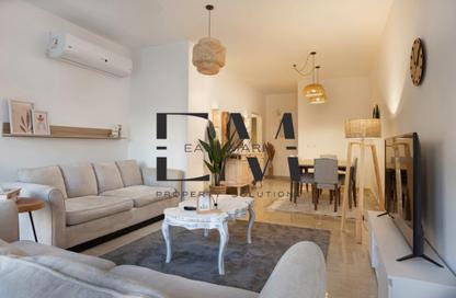 Apartment - 3 Bedrooms - 2 Bathrooms for sale in Moon Residences - Fifth Square - The 5th Settlement - New Cairo City - Cairo