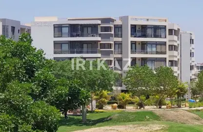 Apartment - 2 Bedrooms - 2 Bathrooms for sale in Taj City - 5th Settlement Compounds - The 5th Settlement - New Cairo City - Cairo