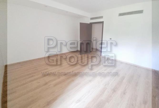 8082821 - Property Image 2