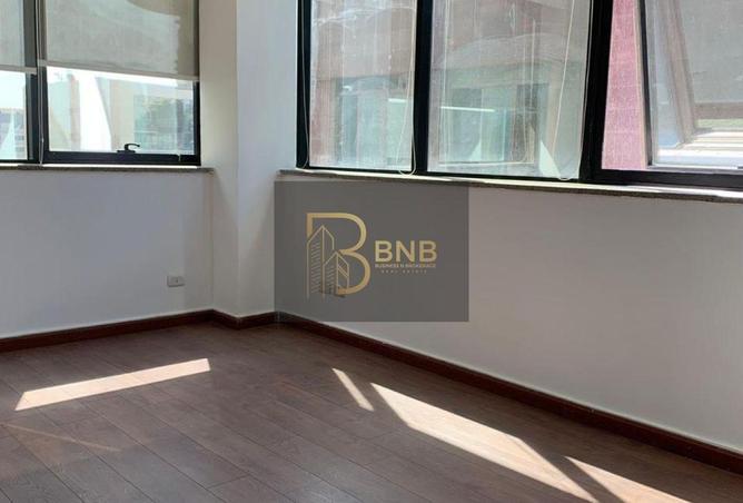 8450317 - Property Image 3