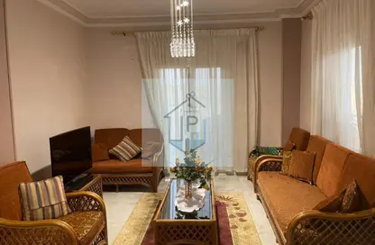 Apartment - 2 Bedrooms - 1 Bathroom for rent in South Lotus - El Lotus - New Cairo City - Cairo