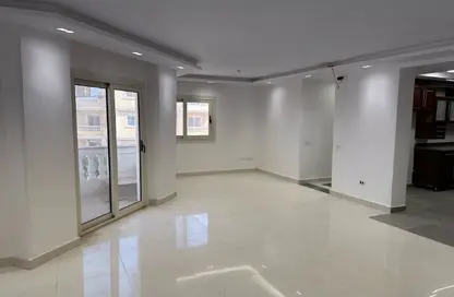 شقة - 3 غرف نوم - 2 حمامات للبيع في طيبة جاردنز - التوسعات الشمالية - مدينة 6 أكتوبر - الجيزة