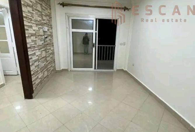 8272078 - Property Image 3