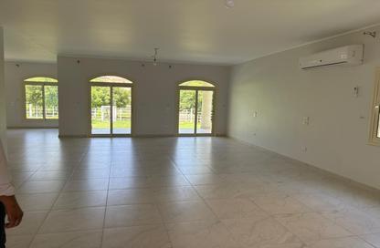 Villa - 4 Bedrooms - 5 Bathrooms for rent in Madinaty - Cairo