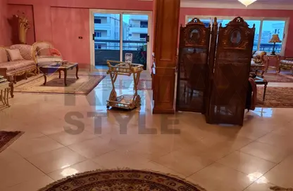 Apartment - 4 Bedrooms - 3 Bathrooms for sale in Mostafa Al Nahas St. - 6th Zone - Nasr City - Cairo