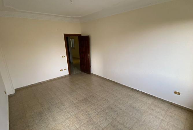 8252996 - Property Image 2