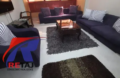 شقة - 2 غرف نوم - 1 حمام للايجار في شارع الدكتور البطراوي - المنطقة الأولى - مدينة نصر - القاهرة