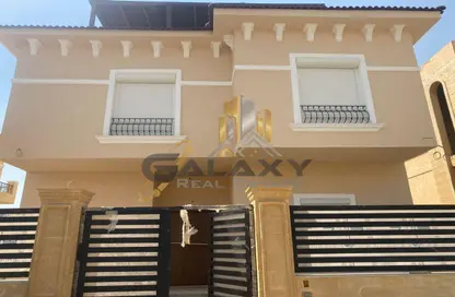Villa - 5 Bedrooms - 3 Bathrooms for sale in Rayhan Villas - Ext North Inves Area - New Cairo City - Cairo