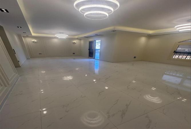 7989344 - Property Image 2