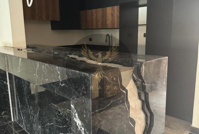 8373072 - Property Image 2