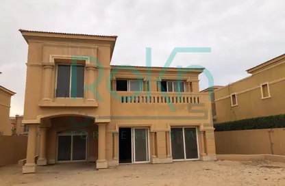 Villa - 6 Bedrooms - 6 Bathrooms for sale in Royal Meadows - Sheikh Zayed Compounds - Sheikh Zayed City - Giza