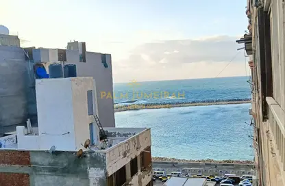 Apartment - 3 Bedrooms - 2 Bathrooms for sale in Sidi Beshr Mosque St. - Sidi Beshr - Hay Awal El Montazah - Alexandria
