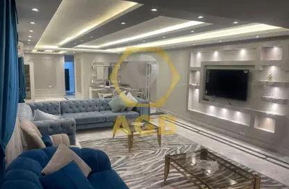 شقة - 3 غرف نوم - 3 حمامات للبيع في شارع سوريا - المهندسين - الجيزة