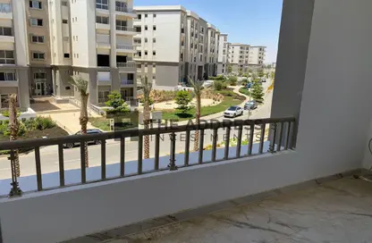 Apartment - 3 Bedrooms - 3 Bathrooms for sale in Hyde Park - 5th Settlement Compounds - The 5th Settlement - New Cairo City - Cairo