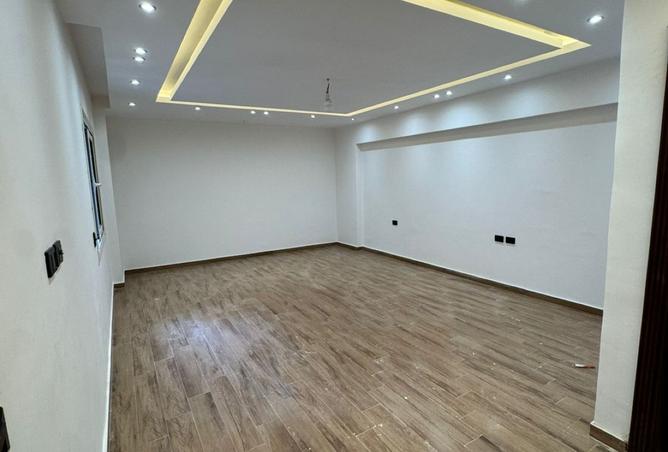 7893605 - الصورة الرئيسية للعقار