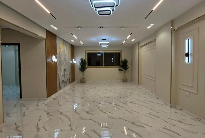 8020937 - Property Image 2