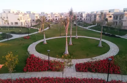 Villa - 5 Bedrooms - 5 Bathrooms for sale in Privado - Madinaty - Cairo