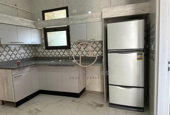 8220650 - Property Image 2