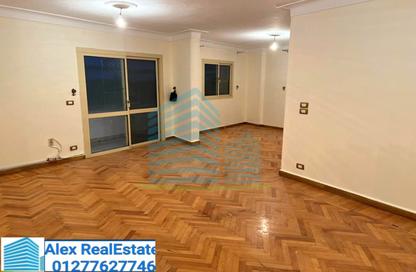Apartment - 3 Bedrooms - 2 Bathrooms for rent in Smouha Square - Smouha - Hay Sharq - Alexandria