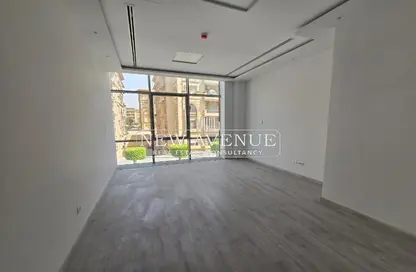 Office Space - Studio - 1 Bathroom for sale in Hayati Residence - North Investors Area - New Cairo City - Cairo