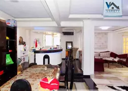 شقة - 4 غرف نوم - 2 حمامات للبيع في شارع الفتح - جناكليس - حي شرق - الاسكندرية