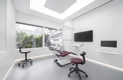 Clinic - Studio - 1 Bathroom for sale in Space mall gates - 26th of July Corridor - 6 October City - Giza