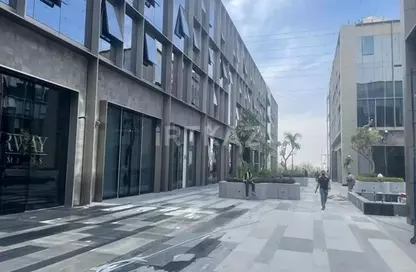 Office Space - Studio - 3 Bathrooms for sale in The Water Way - North Investors Area - New Cairo City - Cairo